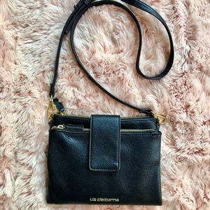 LIZ CLAIBORNE: BLACK CROSSBODY 3 LAYER BAG